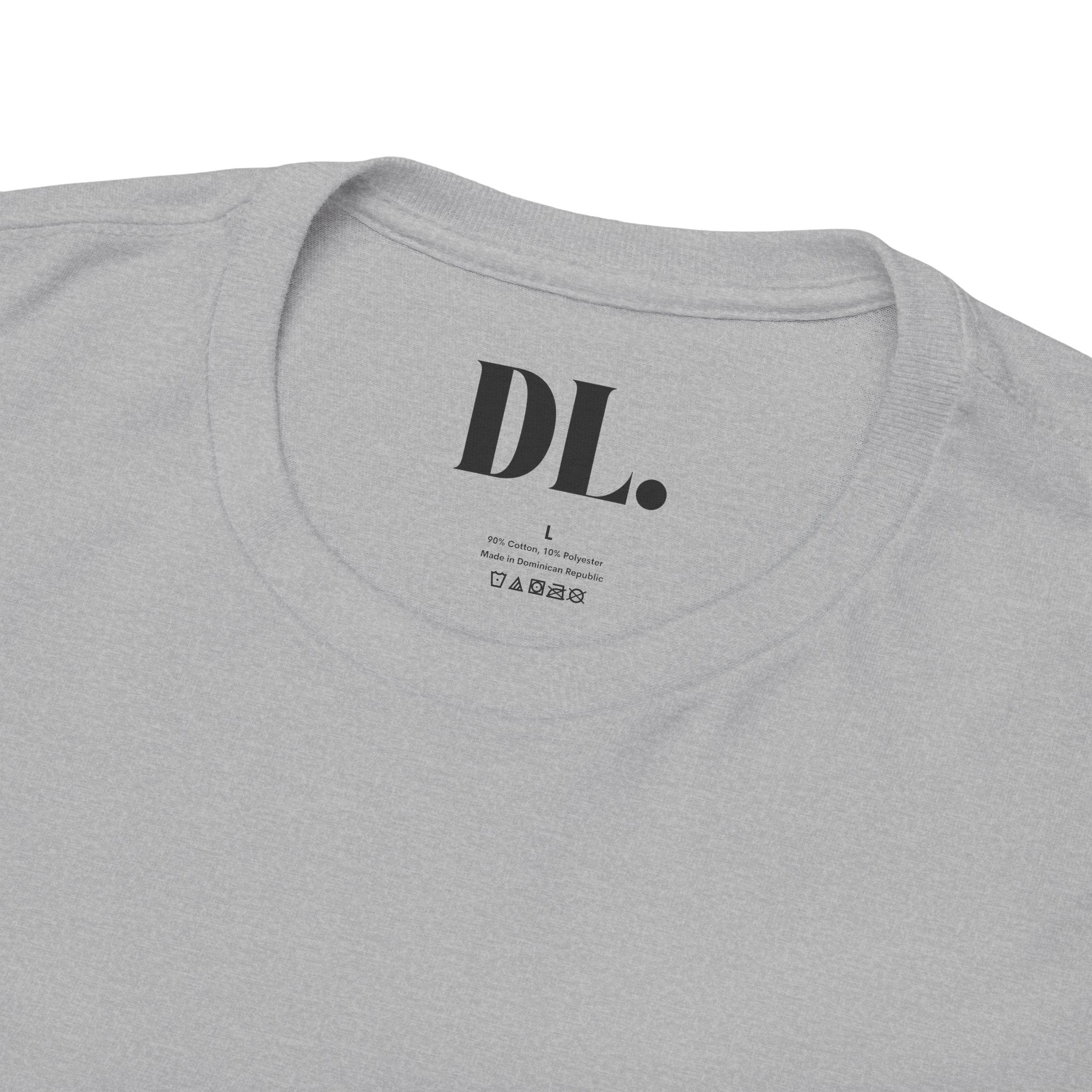 01 DELULU RETRO T-SHIRT