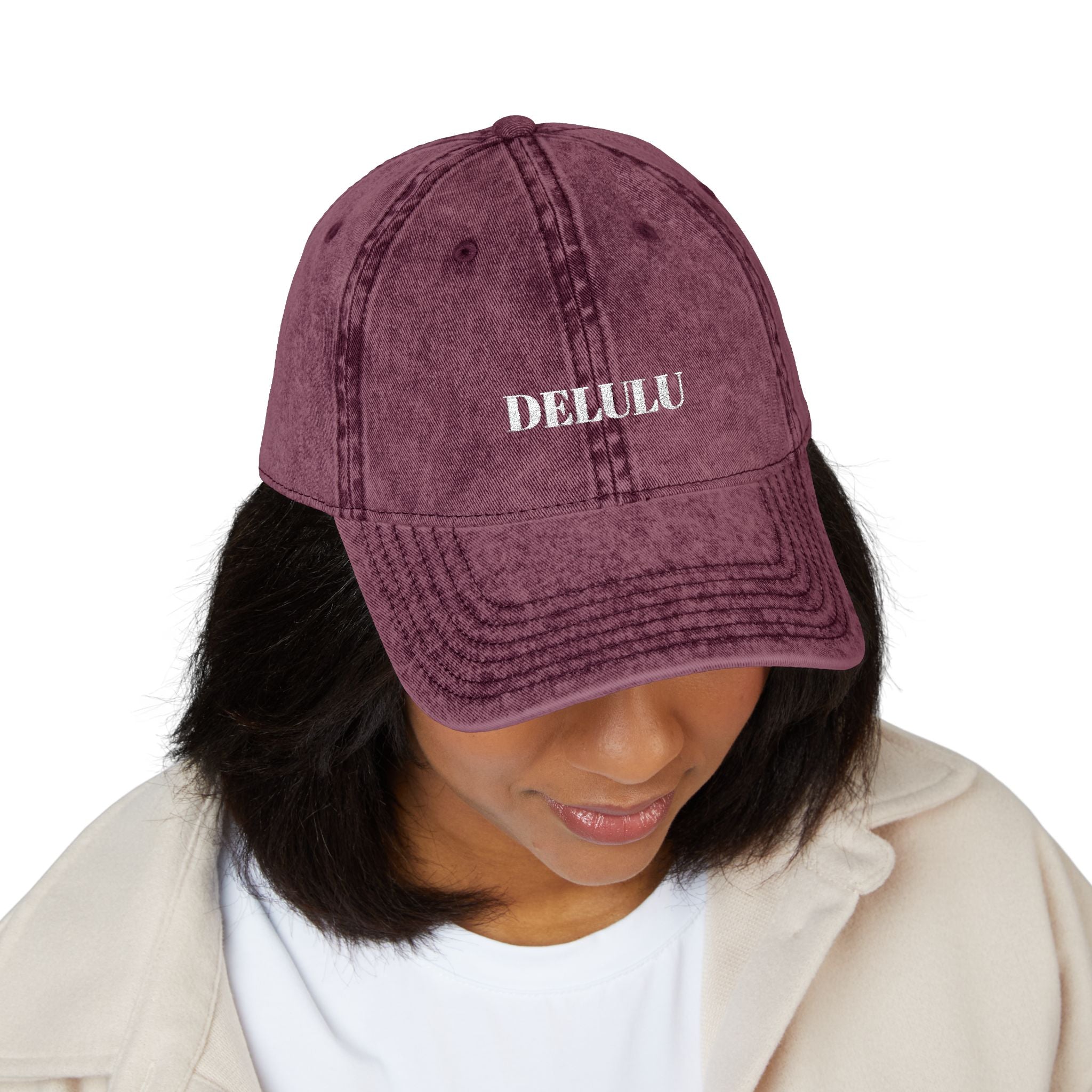 01 VINTAGE EMBROIDERED CAP - DELULU